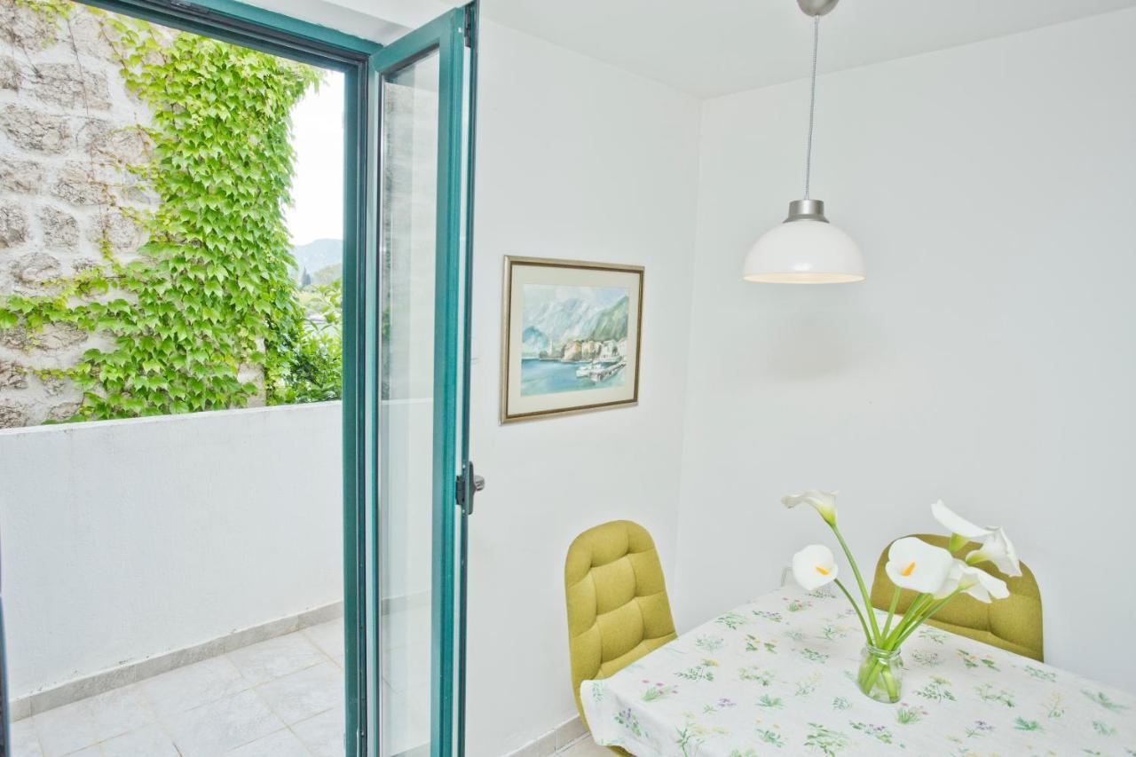 Villa Iva Kotor Eksteriør billede